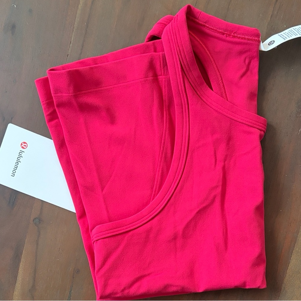 NWT Lululemon Align Waist-Length Tank Top Sz 8, 1 left